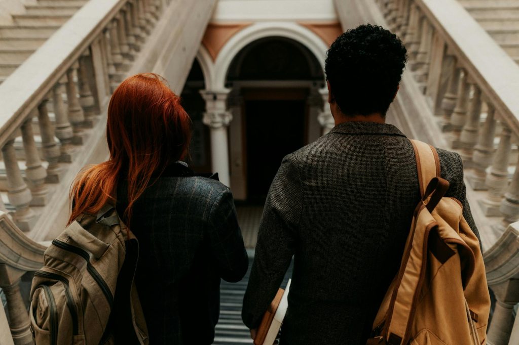 Desastre natural durante Erasmus: qué cubre tu seguro de viaje